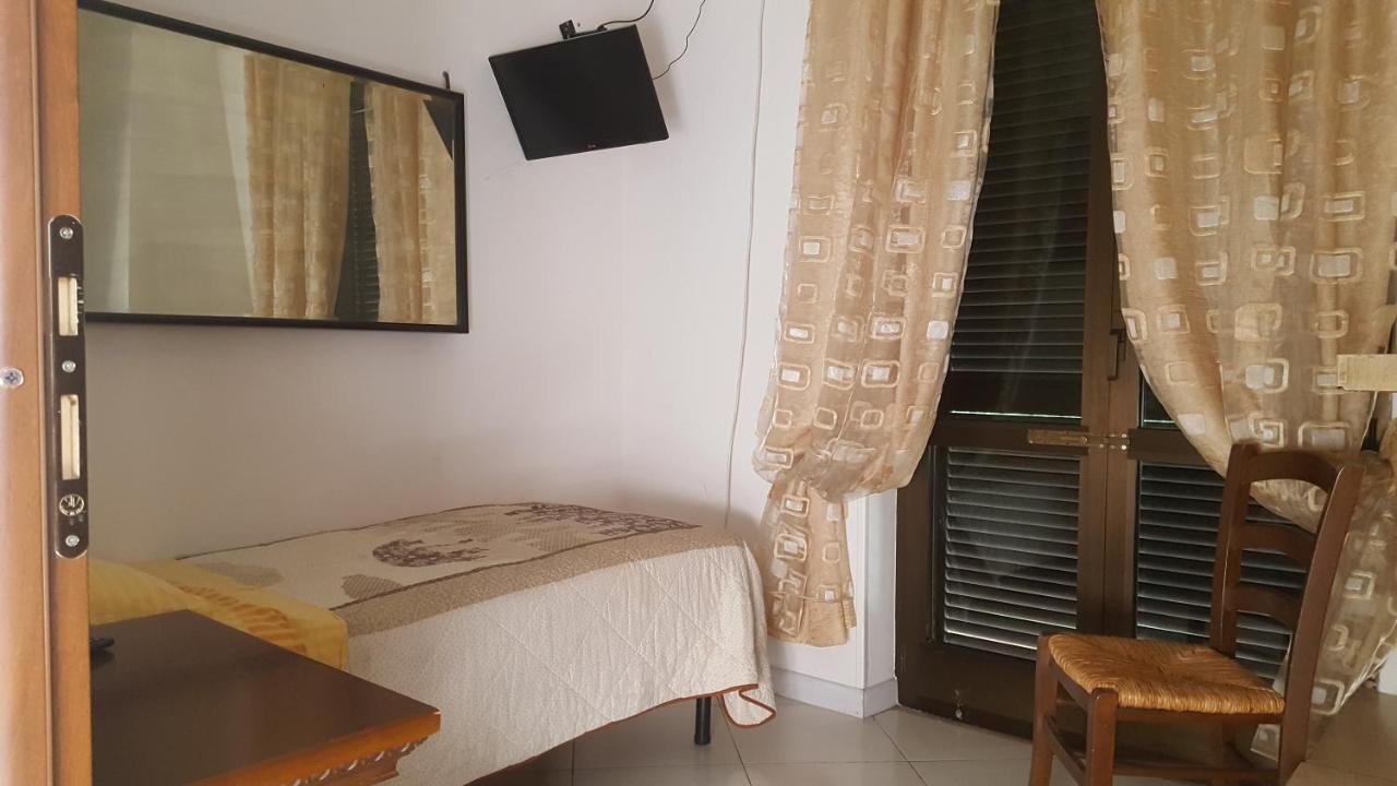 Hotel Al Fontanone Cecchina Zewnętrze zdjęcie